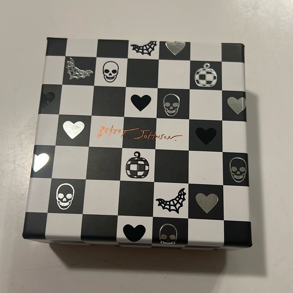 BETSEY JOHNSON PUNK N SPICE GHOST DROP EARRINGS BETSEY JOHNSON FALL 2022 NWT - Picture 4 of 6